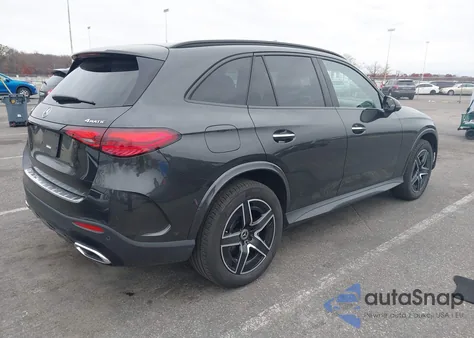 2023 Mercedes-Benz Glc 300 4Matic Suv from USA, damaged, VIN W1NKM4HB7PF059976
